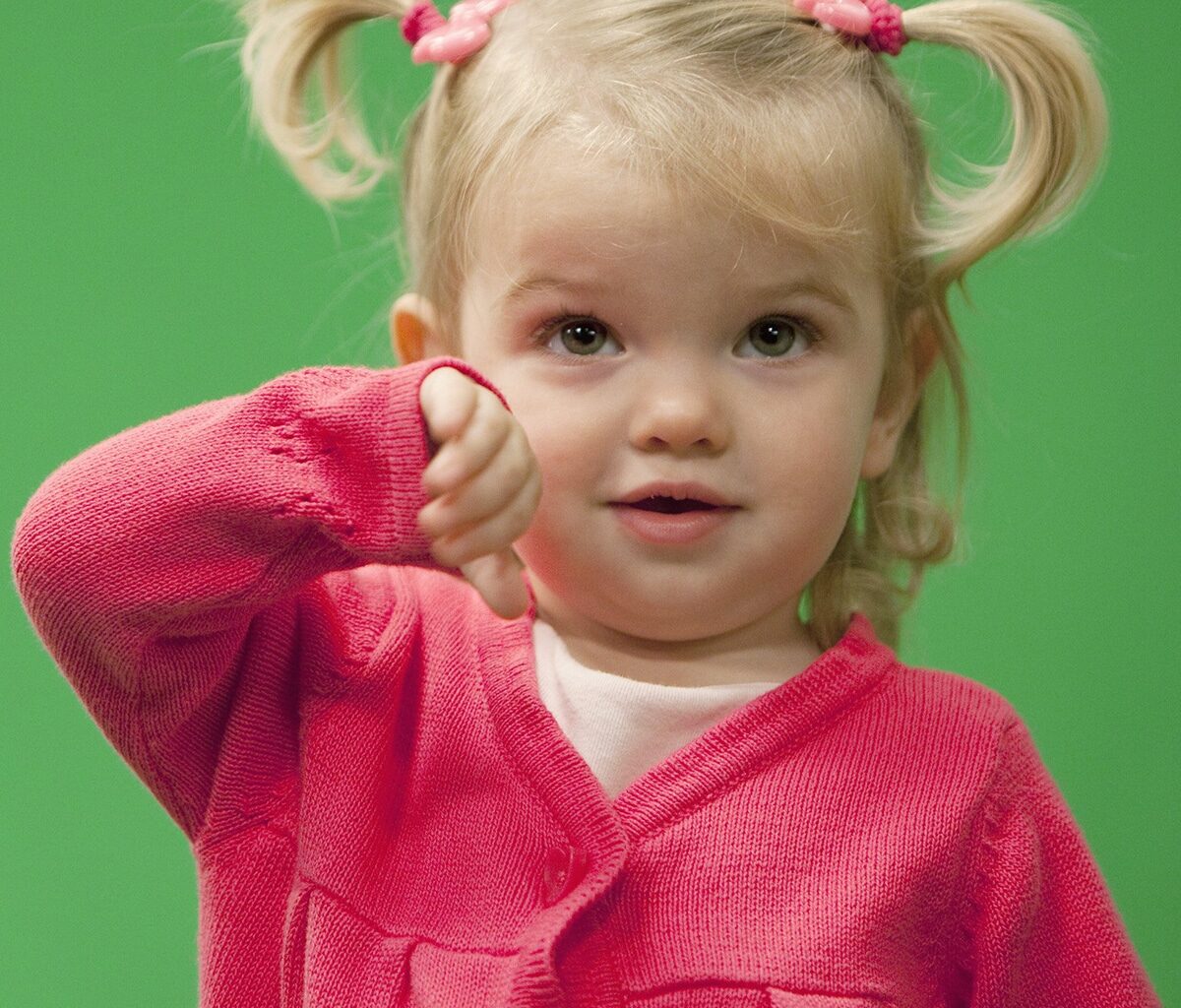Good Luck Charlie's Mia Talerico Starts Senior Year of High School: Photo