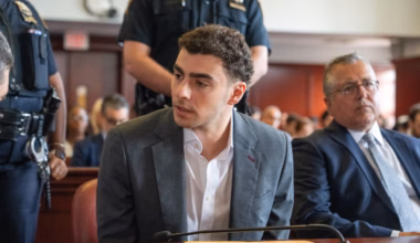 Mangione admits to shooting insurance CEO, pleads guilty to federal charges - The Washington Post