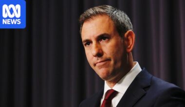 Australia risks missing out on AI economic boom due to 'slow' business uptake, Treasury says