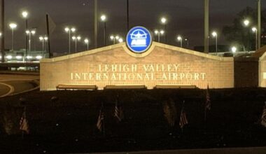 Airplane carrying 'Party Animals' players struck by lightning on way to Lehigh Valley airport, lands safely | Allentown Area