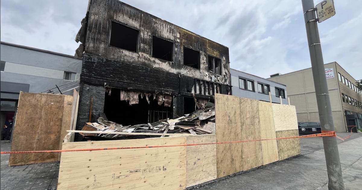 Kosher restaurant Nöam on Décarie damaged in fire; Montreal police investigate - CTV News