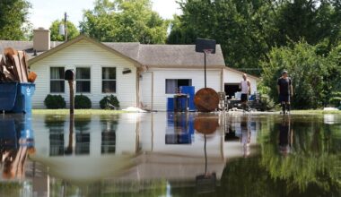 Colts, Pacers join forces and donate $125,000 each to help with flood relief efforts in Indiana | NFL