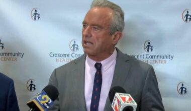 RFK Jr. tours Dubuque health center, addresses measles cases | News