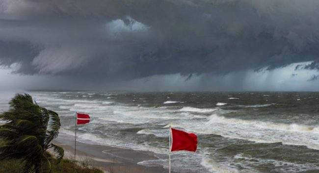 Rip Current, Red Flag (File)