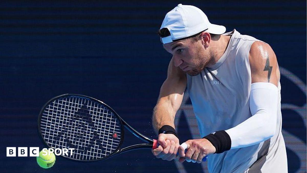 Jack Draper plays a backhand during his defeat by Martin Landaluce at the Cincinnati Open in August 2026