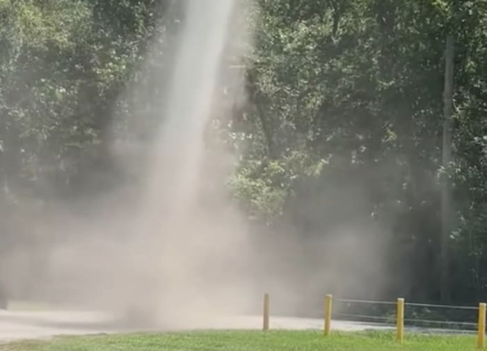 VIDEO: Dust devil caught on camera spinning up dirt in Green Cove Springs