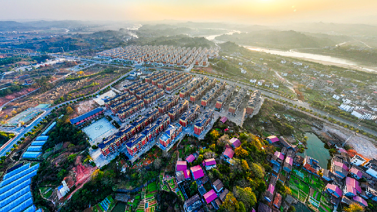 China unveils measures to boost county-level consumption - news.cgtn.com