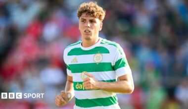 Arne Engels in action for Celtic, wearing a jersey with green and white hoops