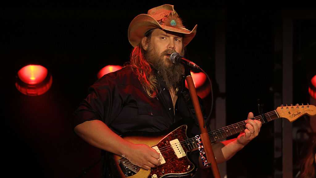 Chris Stapleton concert set to continue after storms move through Cincinnati
