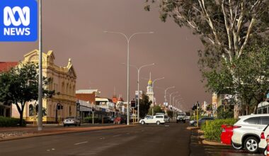 Dust storms would ground Kalgoorlie-Boulder to a halt, until the people fought back and won