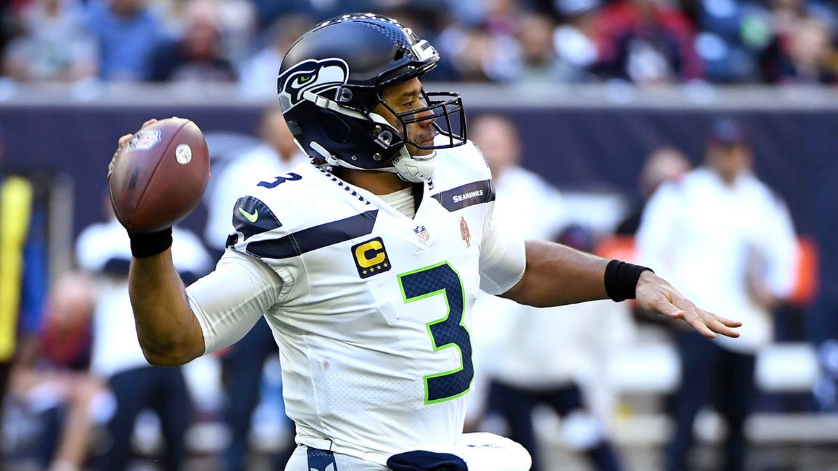 013db8c0-Russell Wilson