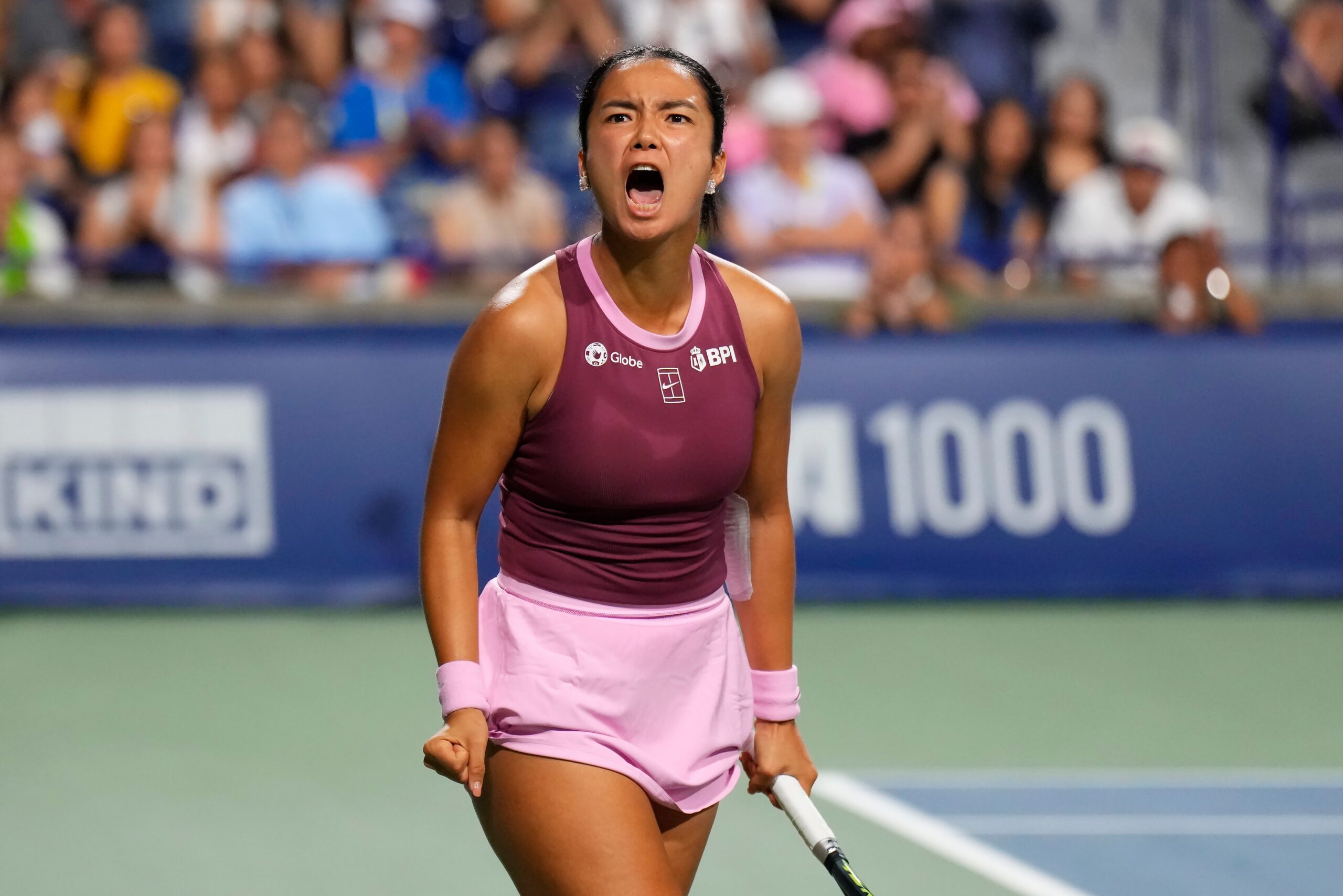 Alex Eala Alexandra Eala 2026 vs Alycia Parks Round of 64 National Bank Open Toronto 2026 6-1, 4-6, 6-2