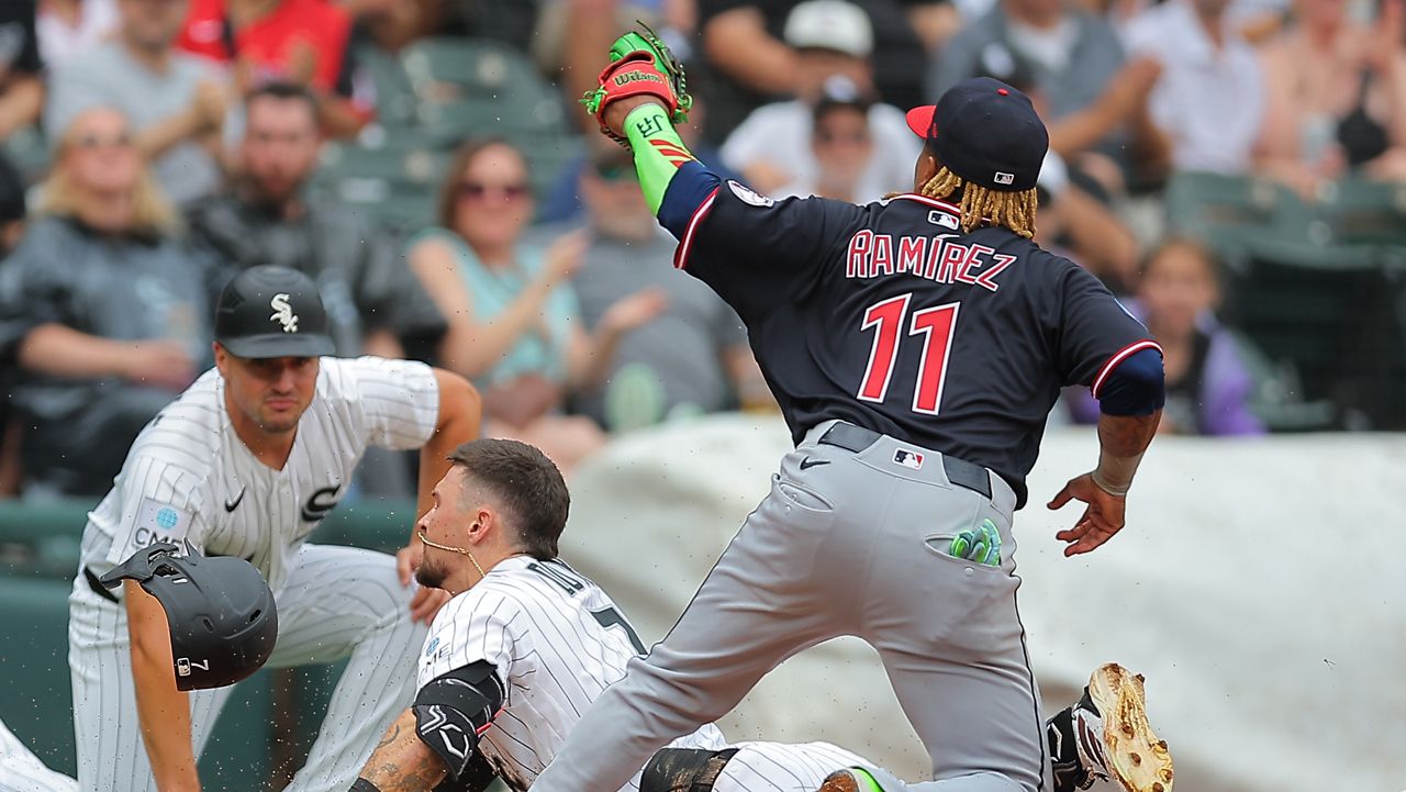 Colson Montgomery hits 3-run homer and White Sox top Guardians 5-3 to increase AL Central lead
