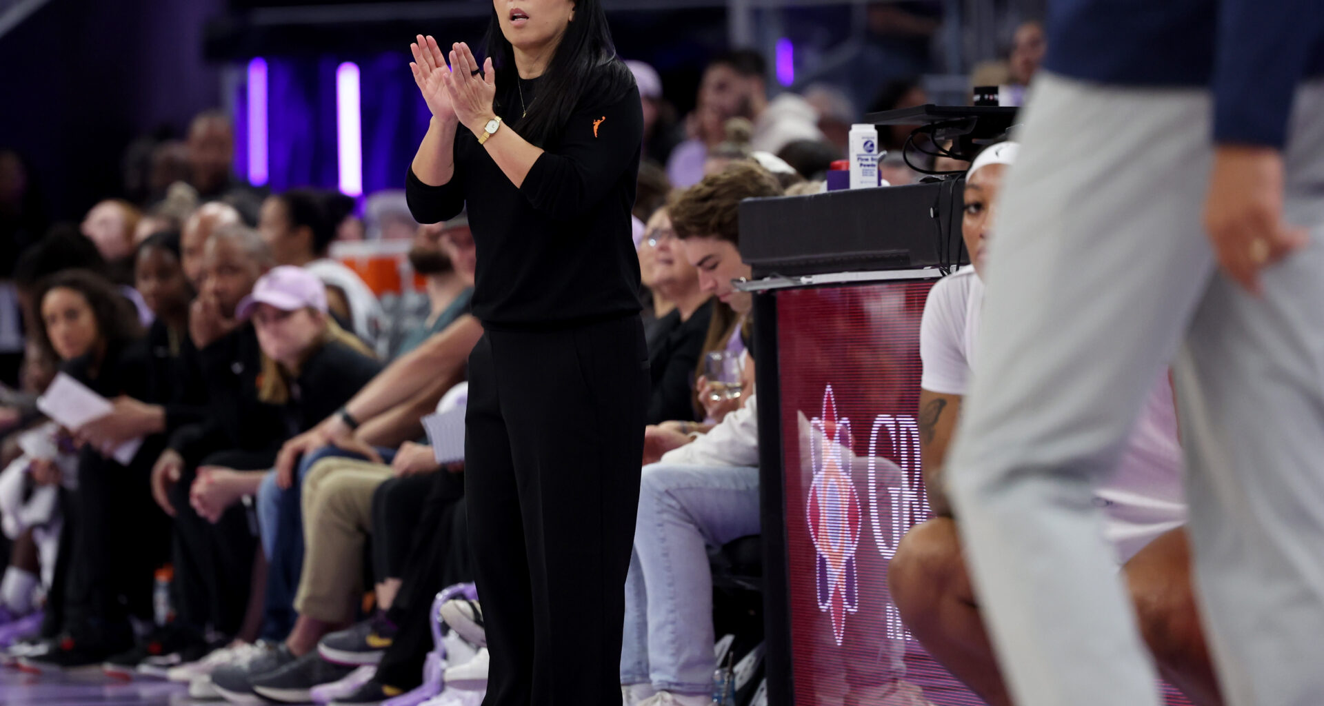 Valkyries coach Natalie Nakase talks Sophie Cunningham on trans athletes