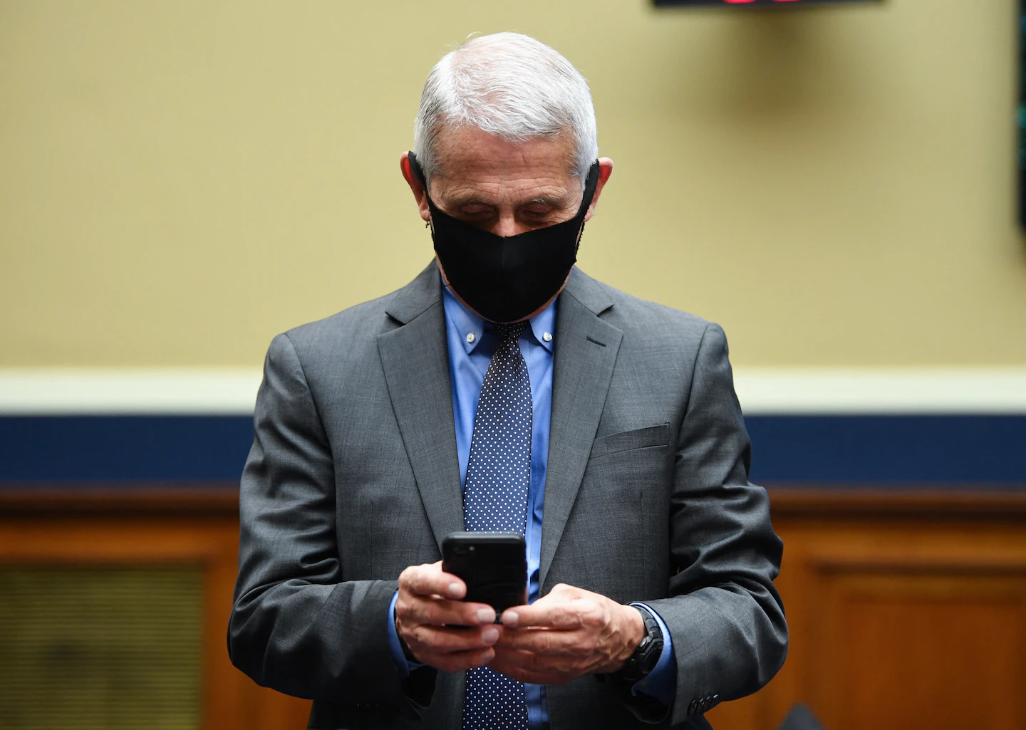 GOP lawmakers release Fauci texts discussing covid vaccine and pregnancy - washingtonpost.com