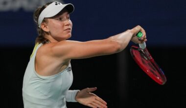 Elena Rybakina wears down Coco Gauff to face Iga Świątek in Canadian Open final