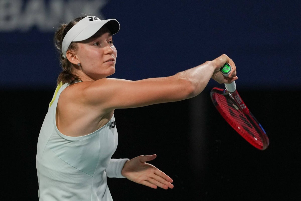 Elena Rybakina wears down Coco Gauff to face Iga Świątek in Canadian Open final