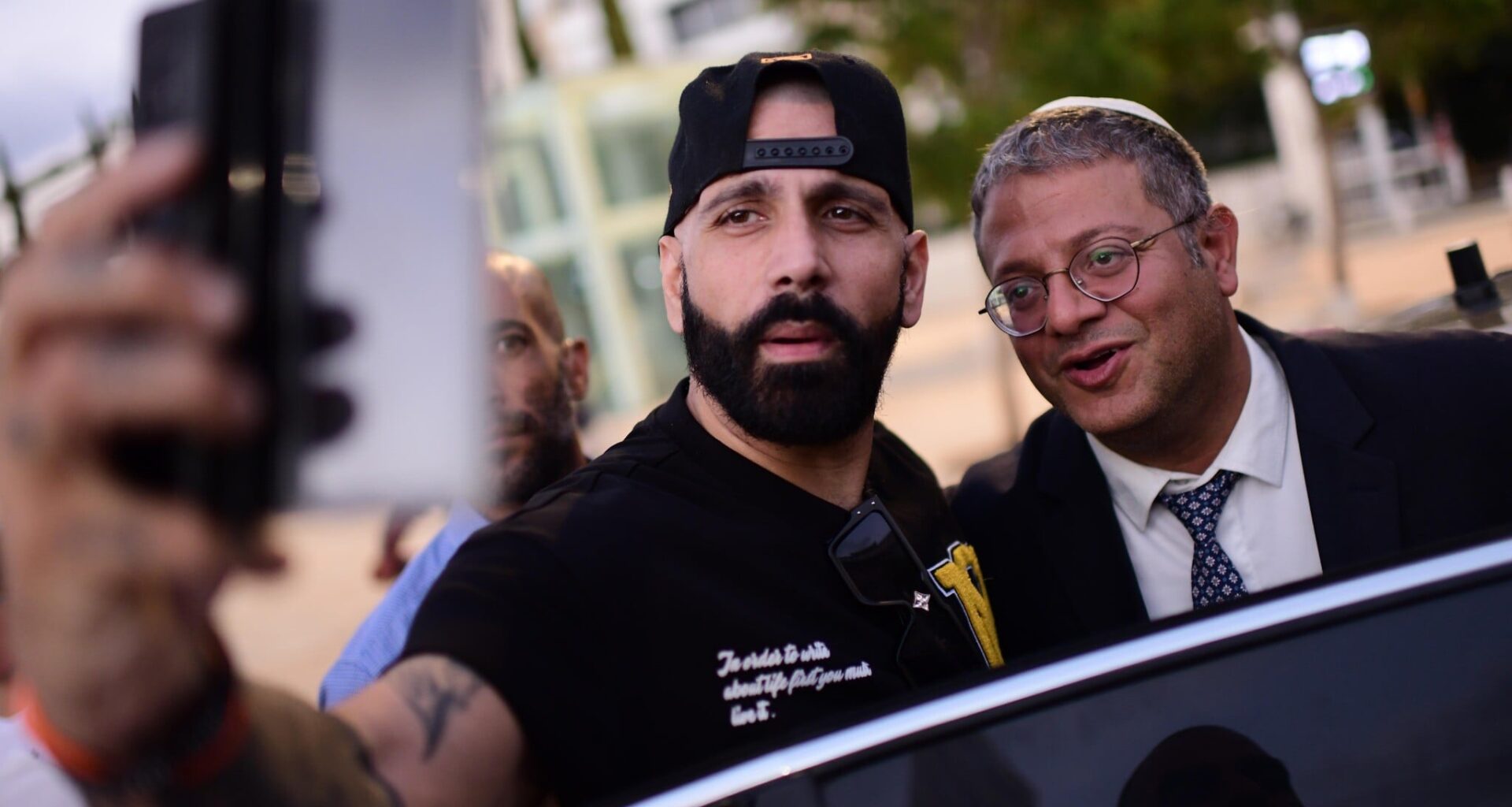 Cop questioned on far-right rapper's alleged abuse of ties with police