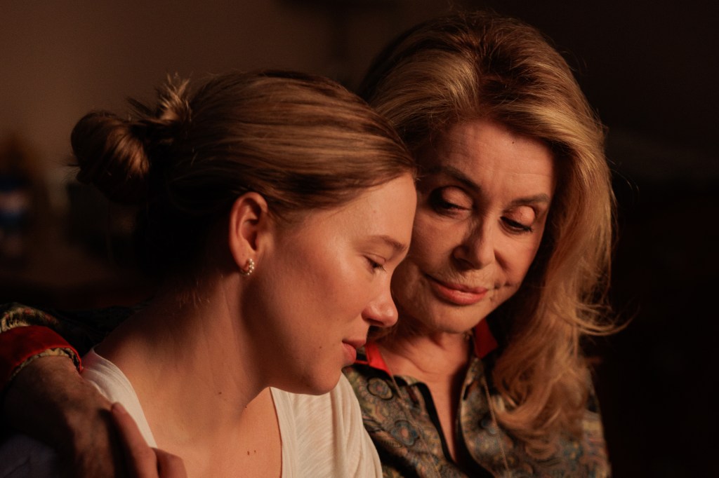 'Gentle Monster' Trailer: Léa Seydoux Stars In Family Drama From Marie Kreutzer