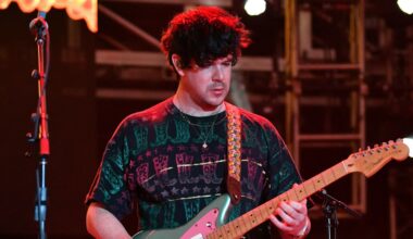 Modest Mouse Replaces Guitarist After He Allegedly DMed Minor
