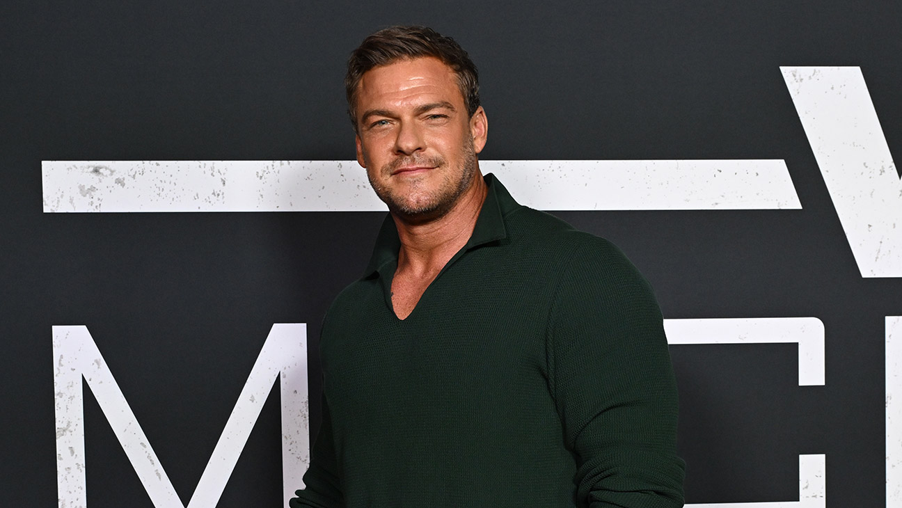 Alan Ritchson