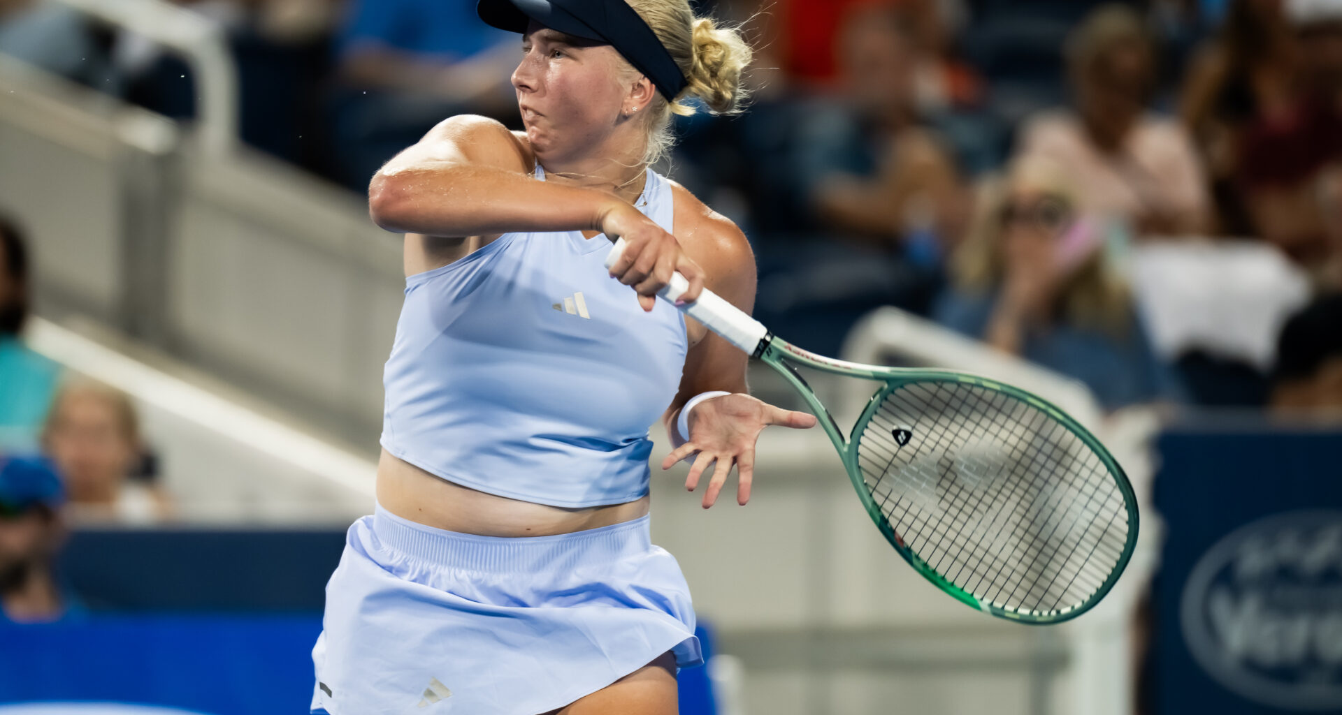 Tauson proves defense wins championships and Cincinnati second-round matches