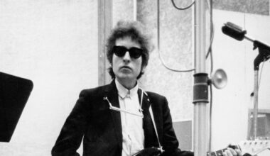 4 Rock Songs That Define the Classic Sound of the Mid-1960s