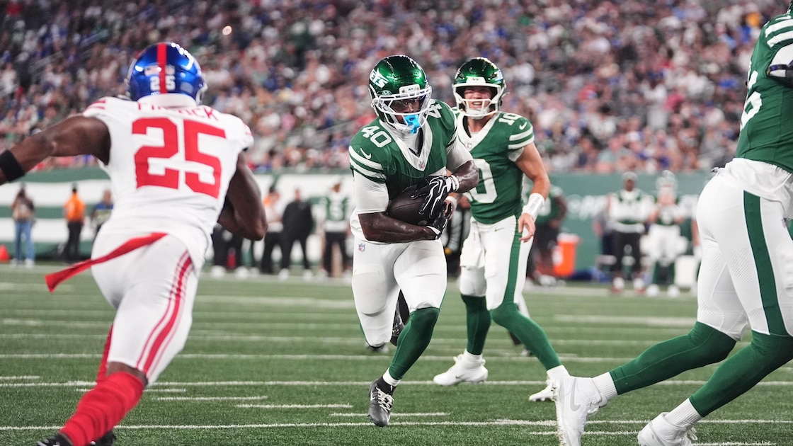 Jets' Chip Trayanum Transported to Hospital with Neck Injury After Hit vs. Giants