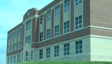 Tri-State high school expands free mental health services for students