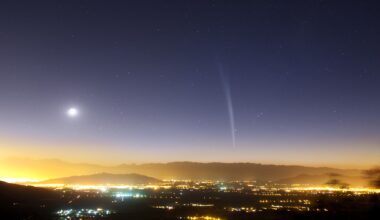 Lovejoy Comet over Santiago