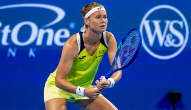 Bouzkova edges Jovic in tight battle to set up Gauff clash in Cincinnati