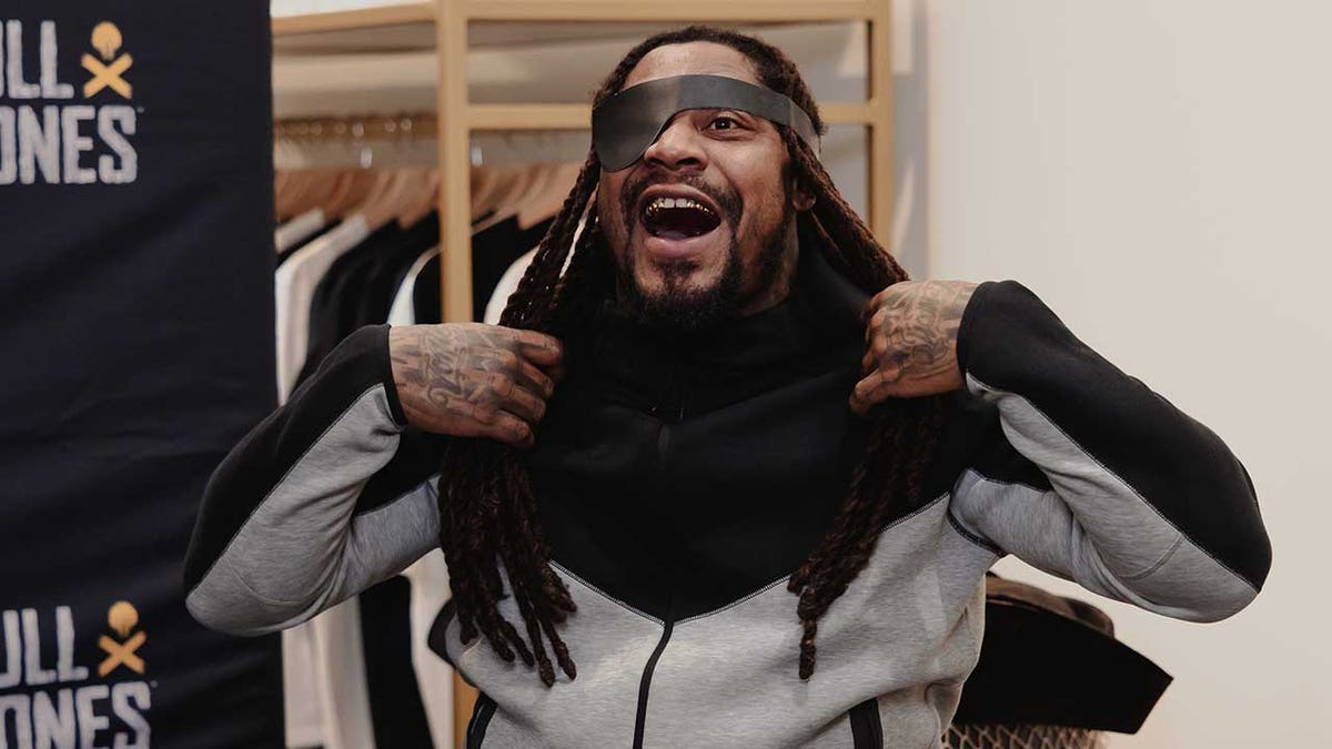 Marshawn Lynch eye patch