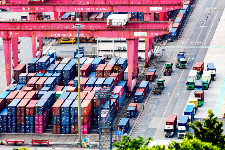 Exports forecast to pass US$850bn by end of this year