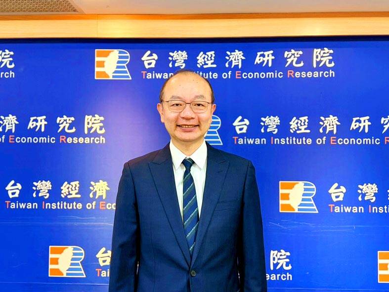 Manufacturing confidence rises: TIER - Taipei Times