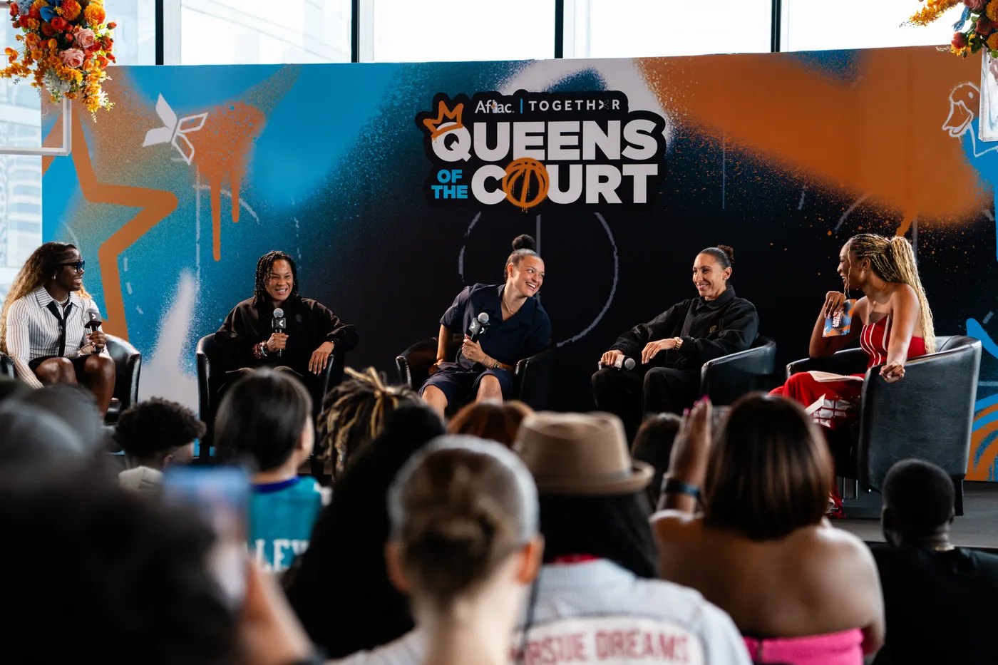 Raven_Johnson_Dawn_Staley_Kayla_McBride_Diana_Taurasi_Ari_Chambers.JPG