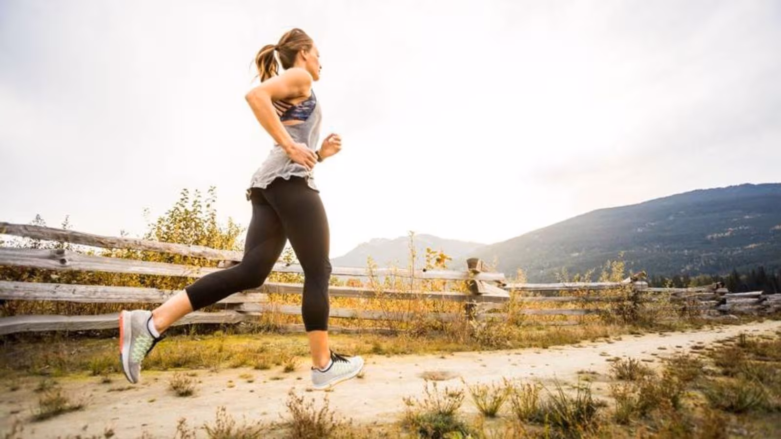 Walking Vs Running: Which Is Better For Belly Fat? Walking Vs Running: Which Is Better For Belly Fat?