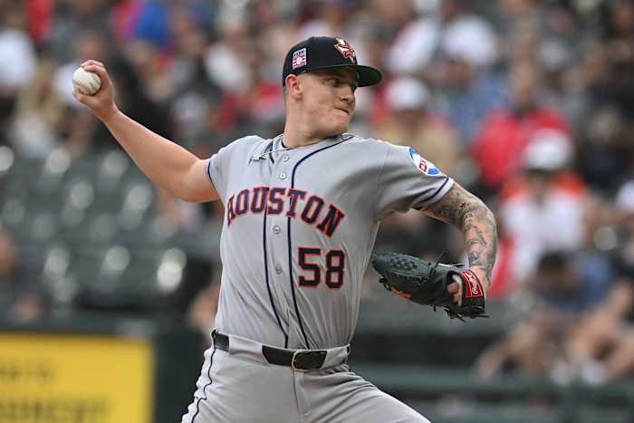 Kirk goes deep as the Blue Jays snap the Astros’ 6-game streak in a 3-1 win