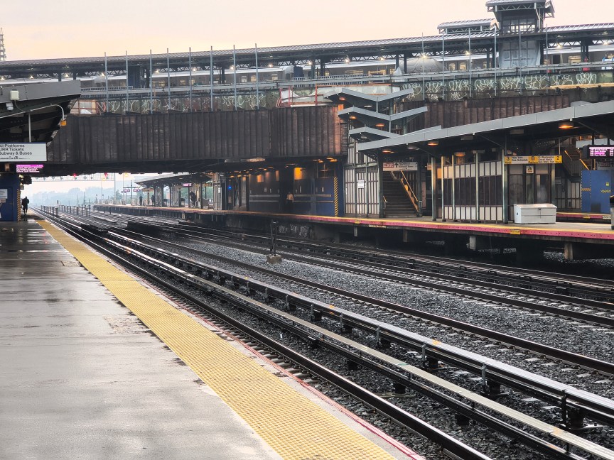 Woodside station
