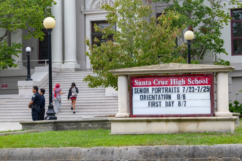 Santa Cruz High School