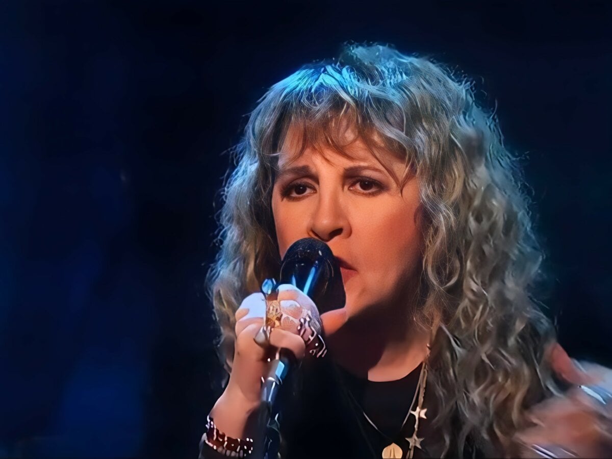 The modern singer Stevie Nicks said belonged in Fleetwood Mac