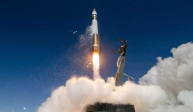 SpaceX Rivals Rocket Lab And AST SpaceMobile Sink After Mixed Earnings