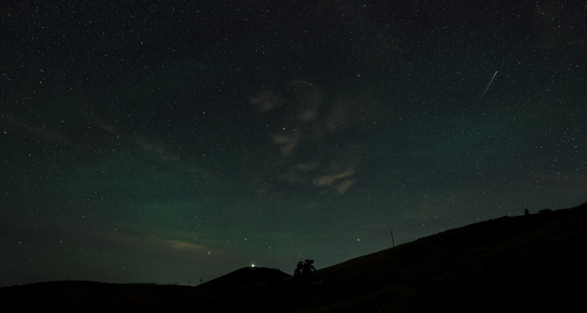 Perseid meteor shower puts on light show in night sky over North Bay