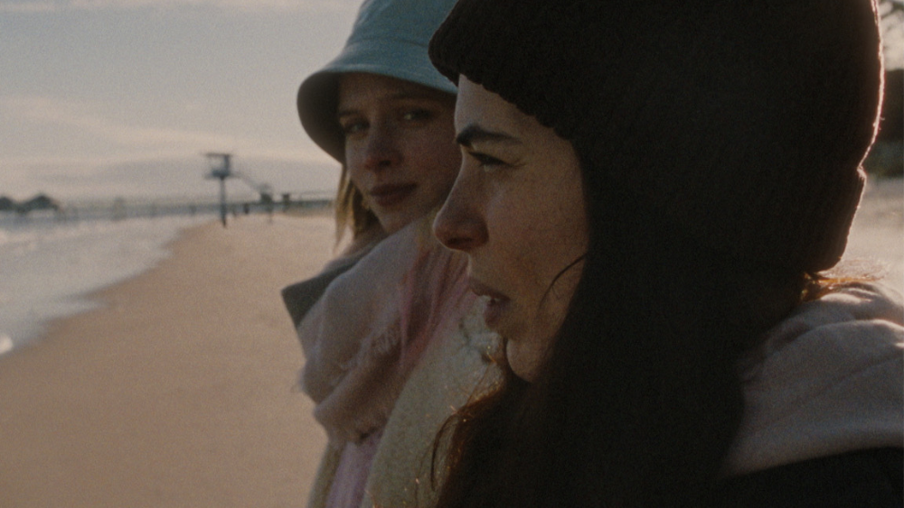 'Everything That's Wrong With You' Review: A Luminous Two-Hander
