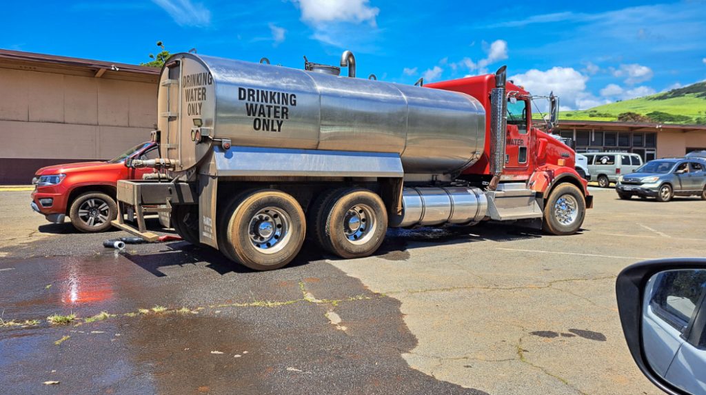 A potable water tanker is located in the Island Market parking lot across from Ace Hardware, from 6 a.m. to 6 p.m. (Photo: Department of Water Supply)