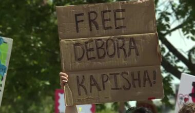 Healthcare workers demand release of Maine Medical Center nurse