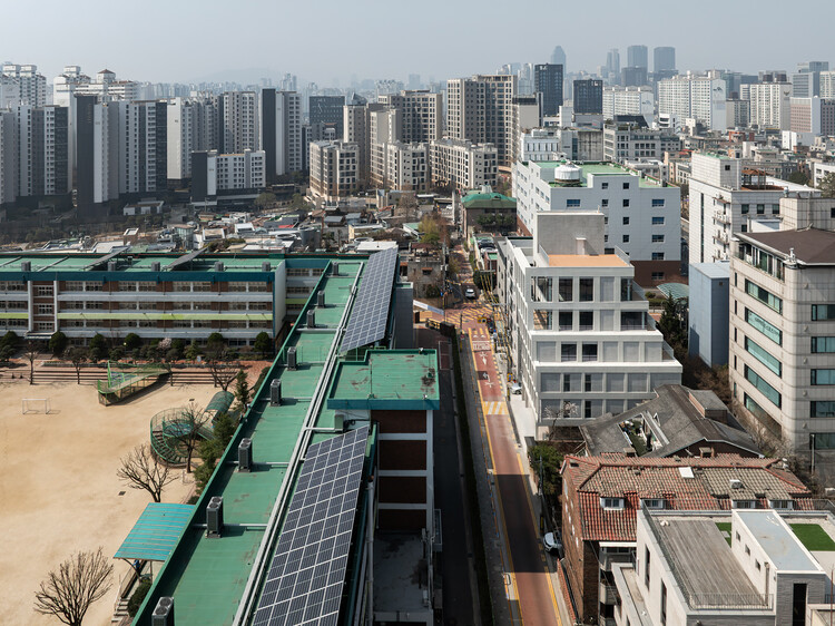 HOURS Commercial Building / See Architects - Exterior Photography, Cityscape
