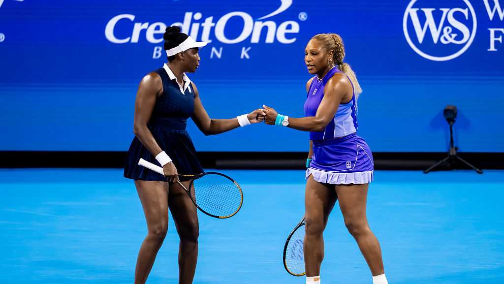 Local star helps defeat Serena, Venus Williams in doubles at Cincinnati Open