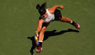 Bianca Andreescu loses first-round match at National Bank Open