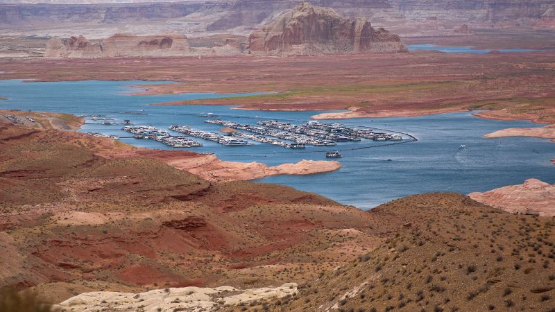 Lake Powell, second-largest reservoir in US, plunges to a record low