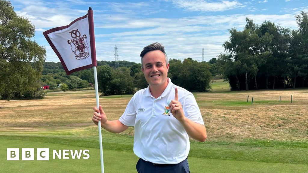 Droitwich golfer left 'shaking' by 411-yard hole in one - BBC